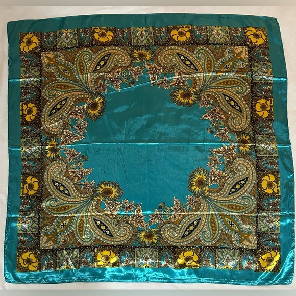 2224- Elegant Teal Paisley Floral Women’s Scarf 35”x34” 100% Polyester NWT - Picture 2 of 7
